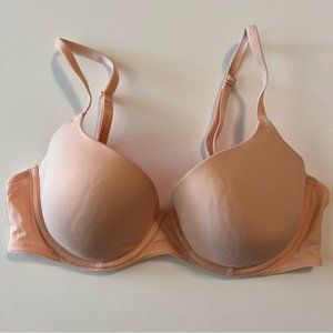 PINK Victoria's Secret Wear Everywhere Lightly Padded Bra Tan Nude 34C